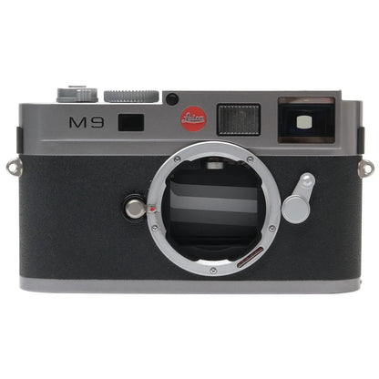 Leica M9 Steel, CCD ID 15, 950 Act, Boxed 3903623