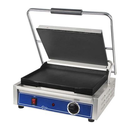 Globe GSG1410 14" x 10" Smooth Iron Top & Bottom Panini Sandwich Grill - GLGSG1410
